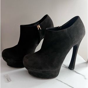YSL Sued Platform Booties. Size 37.5. Excellent condition dark green color